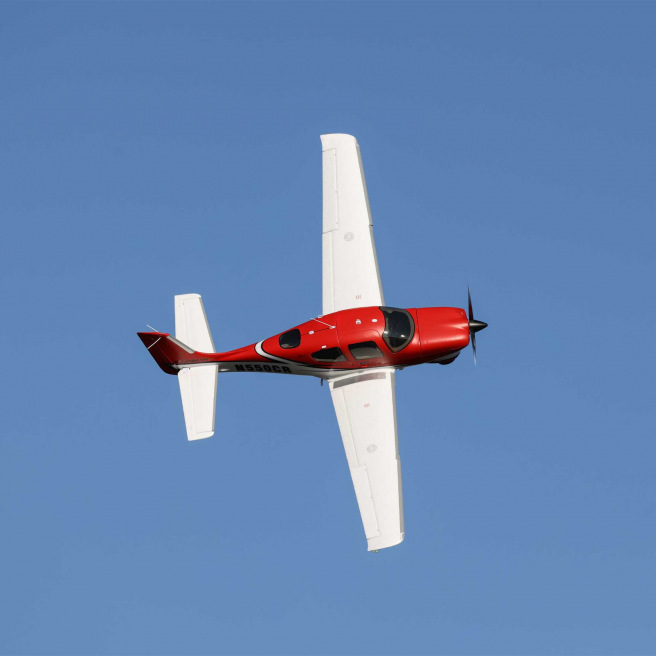 Avion Cirrus SR22T 1.5m PNP avec Smart Technologie Avion Cirrus SR22T 1.5m PNP avec Smart Technologie