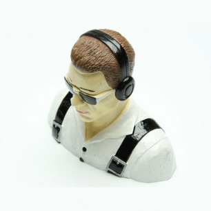 Pilotes pour modèles réduits H ≃ 9cm - l ≃ 10cm Pilotes pour modèles réduits H ≃ 9cm - l ≃ 10cm