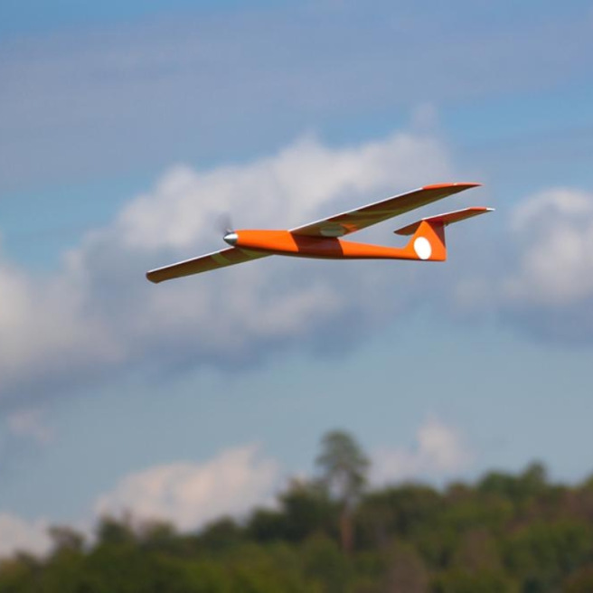 Planeur STILL Racer ARF de TopModel CZ Planeur STILL Racer ARF de TopModel CZ