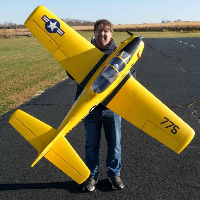 EFlite CarbonZ T28 Trojan 2.0m PNP _ RMODELS