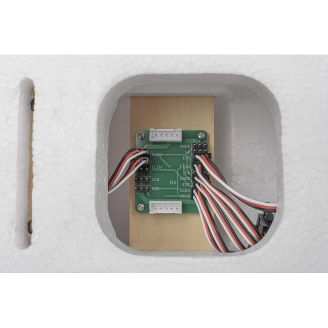 Pilatus PC-6 Porter 1500mm ARF KAVAN - Bleu