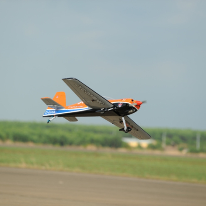 Avion Sbach 342 1400mm - Phoenix Model