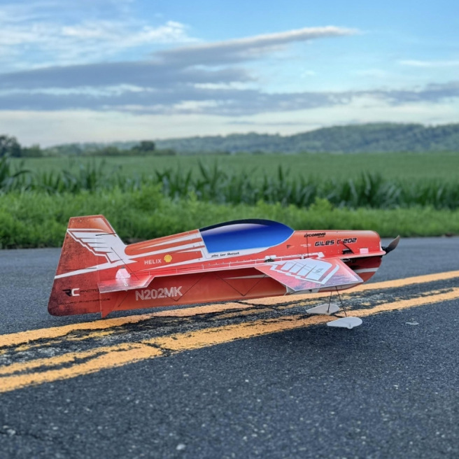 Avion indoor Giles 202 FlexFoam de RC Factory