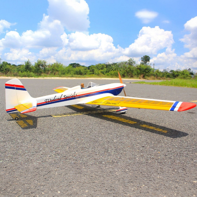 Avion Super Weekend Special 2,5m 20cc ARF de Seagull Models