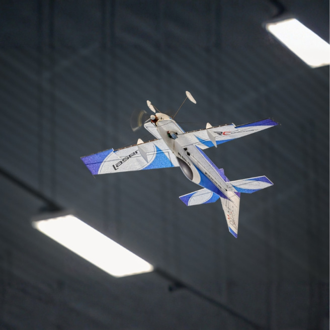 Avion indoor Laser 200 855 mm kit EPP de RC Factory