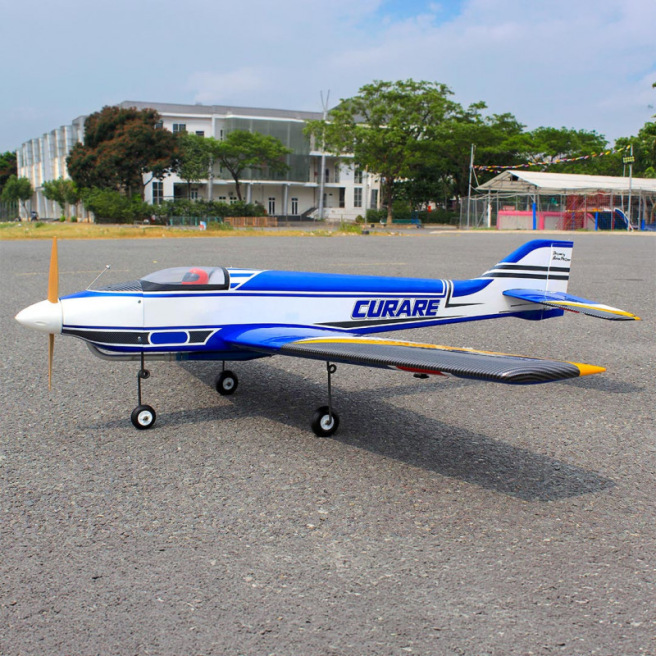 Avion Curare F3A 1626 mm ARF + train rentrant électrique de Seagull Models