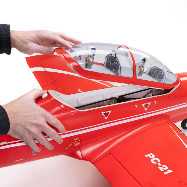 Avion E-flite Pilatus PC-21 1,3 m PNP Brushless 6S