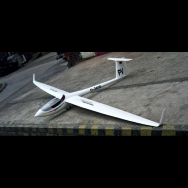 Planeur ASW28-18 GFK de Royal Model - env 4.09 m