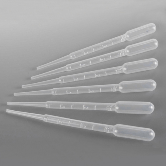 Set de 6 pipettes à peinture graduées de Revell