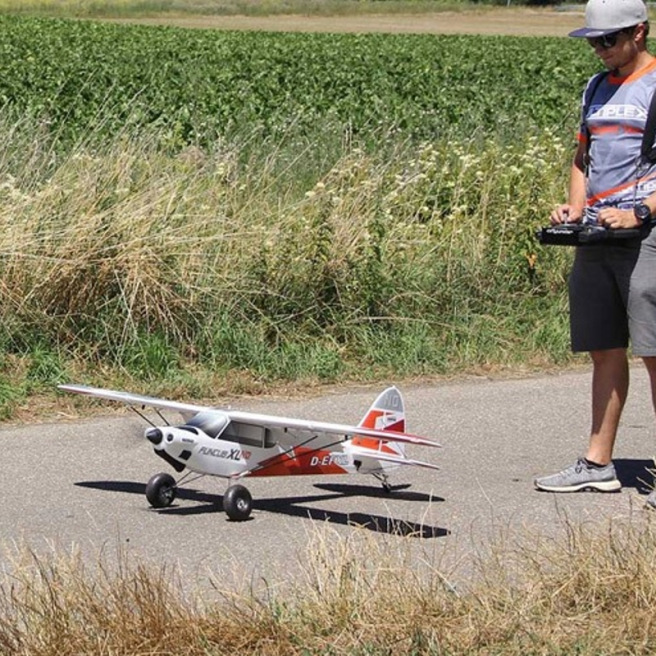 Avion Funcub XL ND RR de Multiplex Avion Funcub XL ND RR de Multiplex
