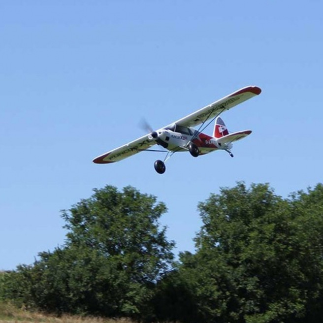 Avion Funcub XL ND RR de Multiplex Avion Funcub XL ND RR de Multiplex